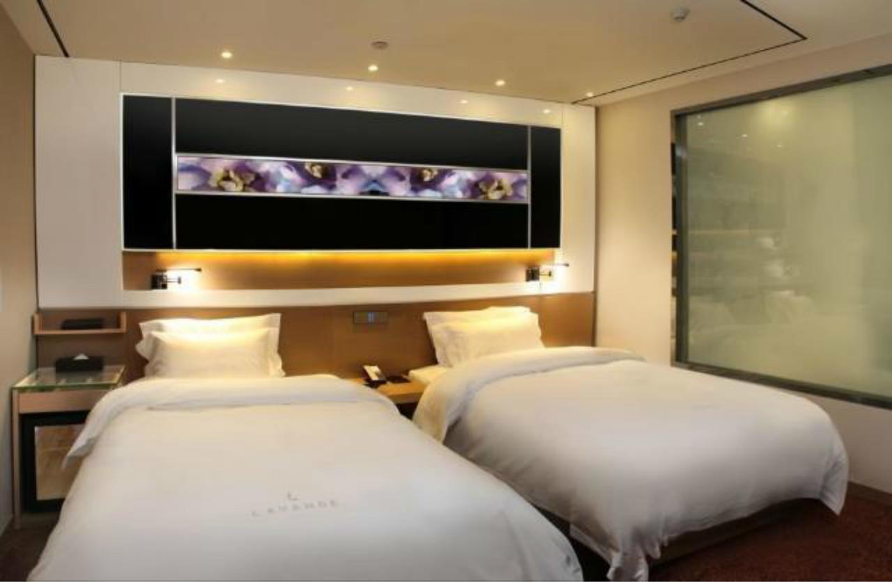 Lavande Hotel Zhuhai Gongbei Port Square Exterior photo
